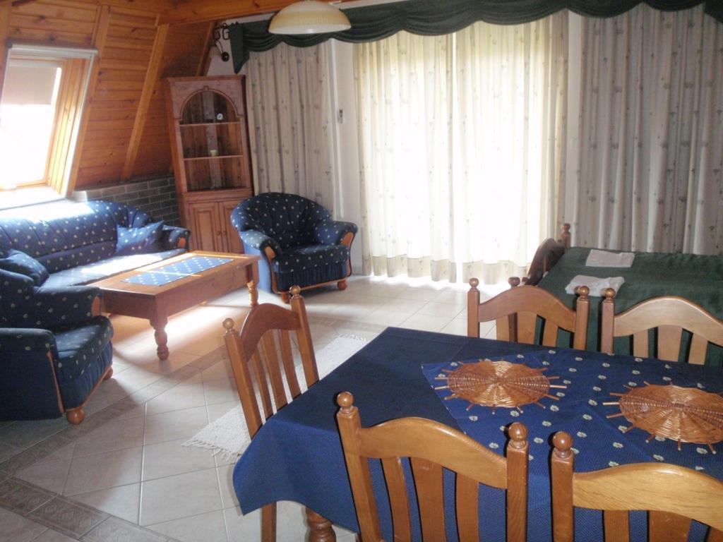 Апартаменты Margareta Apartmanhaz Хайдусобосло Номер фото